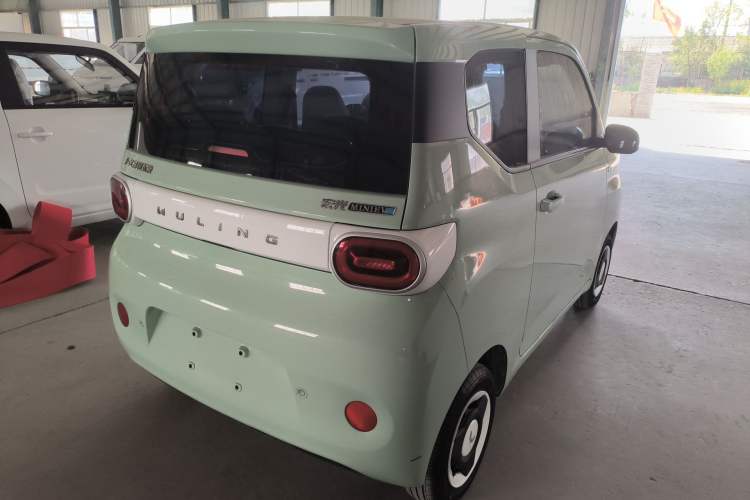 Used Wuling Hongguang MINIEV 2024 3rd Generation 215km Youth Edition Rear Right 45 Deg