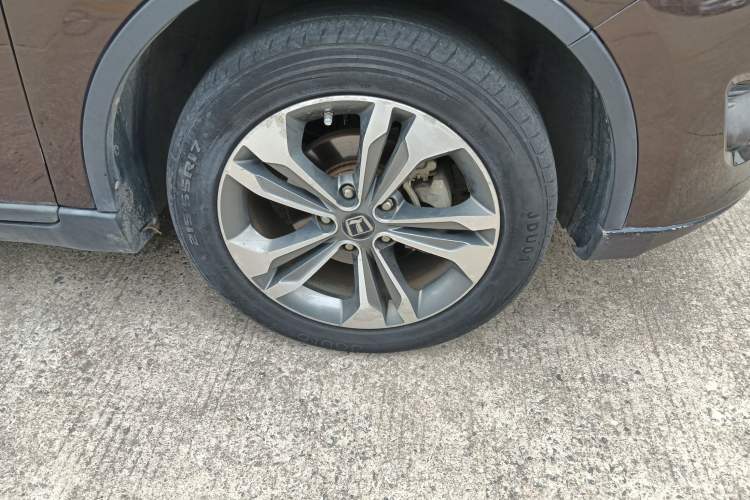 Used Luxgen U6 SUV 2015 1.8T New Creation Type Right Front Wheel Hub