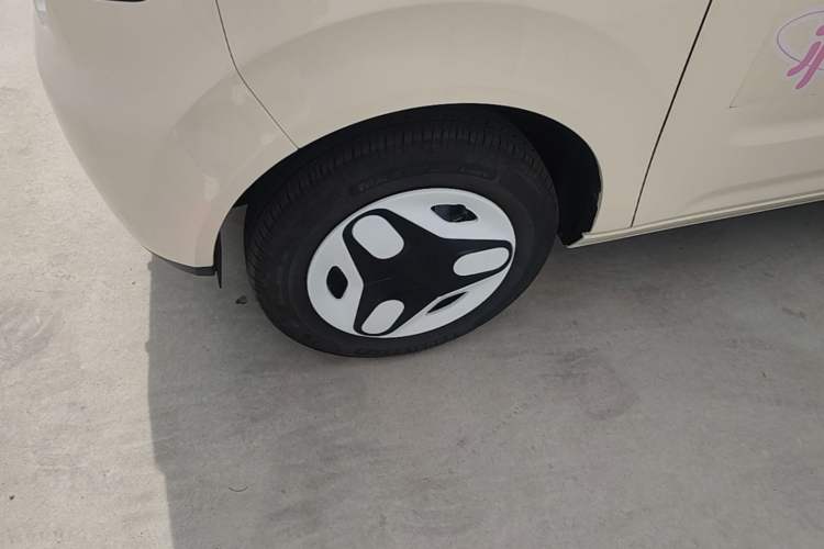 Used Geely Galaxy Panda 2025 210 km – Yuanqi Bear
