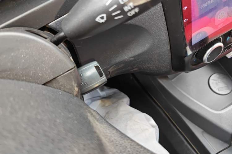 Used Wuling Hongguang 2015 1.2L S Base Model China IV
