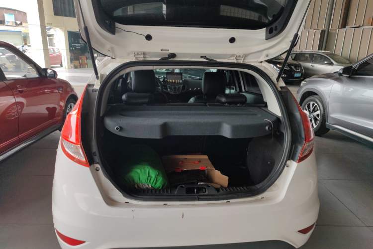 Used Ford Fiesta 2013 Hatchback 1.5L Automatic Fashion Edition