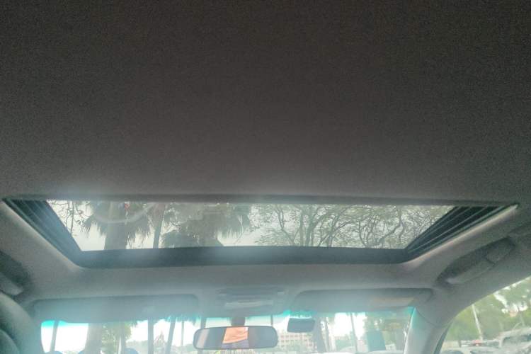 Used Toyota Crown 2012 2.5L Royal Leather Edition Headliner