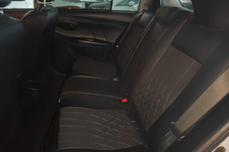 Used Toyota YARiS L Zhi Xuan 2016 Revised 1.5E CVT Charming Edition