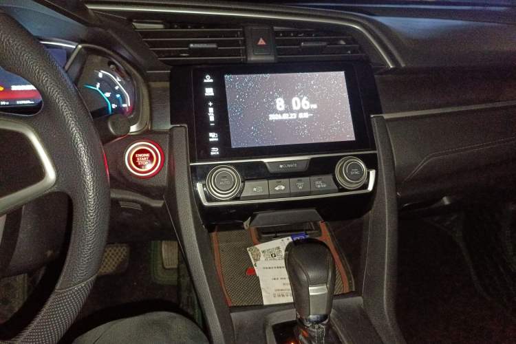 Used Honda Civic 2016 220TURBO CVT Luxury Edition
