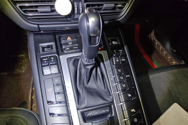 Used Porsche Macan 2020 Macan 2.0T