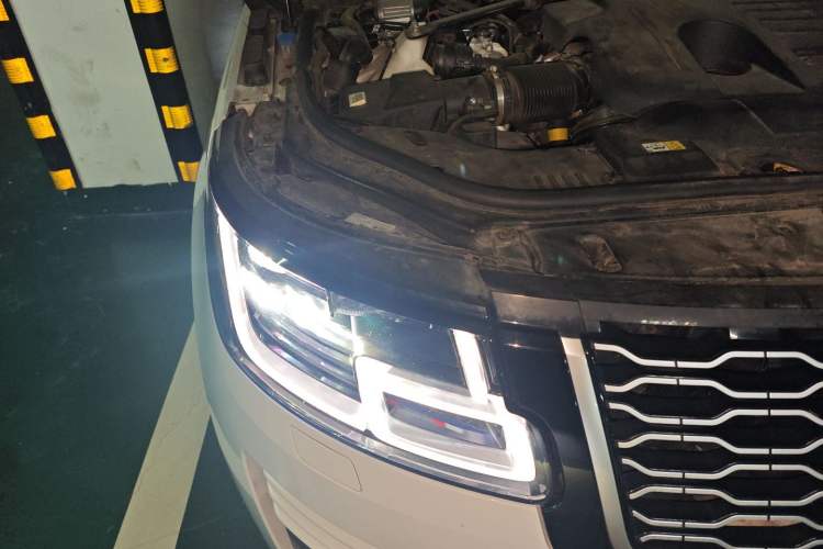 Used Land Rover Range 2020 3.0 L6 Legacy Edition
