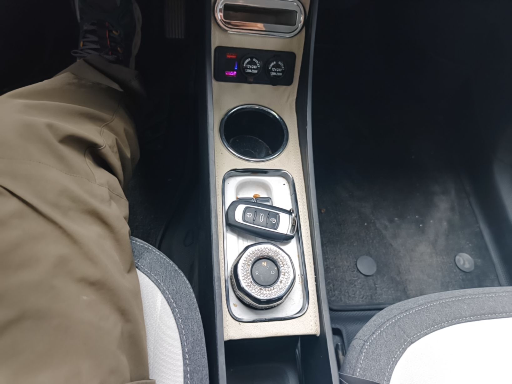 Geely Galaxy Panda 2025 210 km – Yuanqi Bear — снимка 16