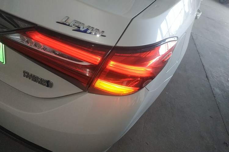 Used Toyota Levin Hybrid E+ 2019 1.8L GS E-CVT Elite Model with Sunroof