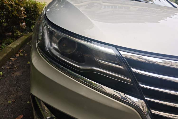 Used Roewe i6 New Energy 2017 45T Hybrid Connect & Smart Enjoyment Edition
