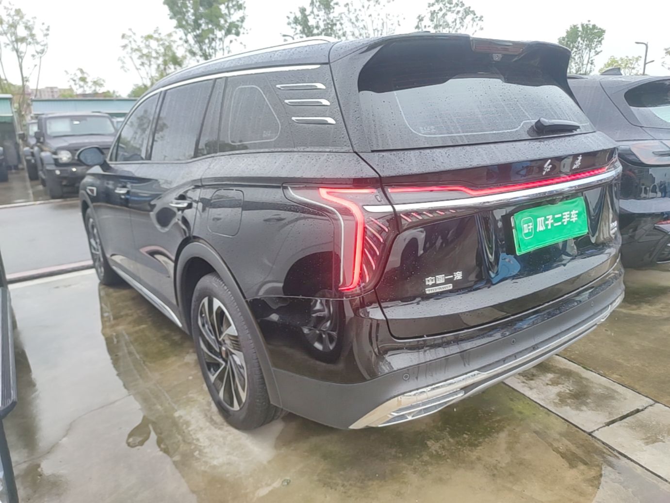 Hongqi HS7 PHEV 2024 2.0T PHEV Four-Wheel Drive Flagship Edition 7 Seats — снимка 13