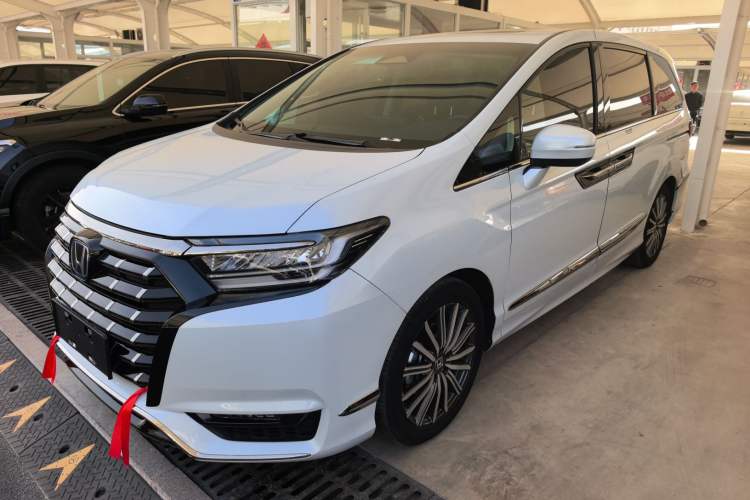 Used Honda Elysion 2024 2.0L eHEV Luxury Edition