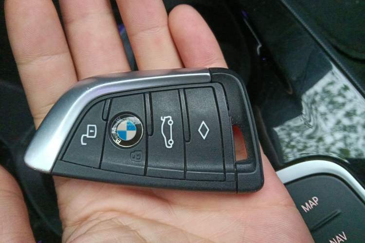 Used BMW 2 Series 2021 225i Four-Door Coupe M Sport Night Edition Vehicle Key