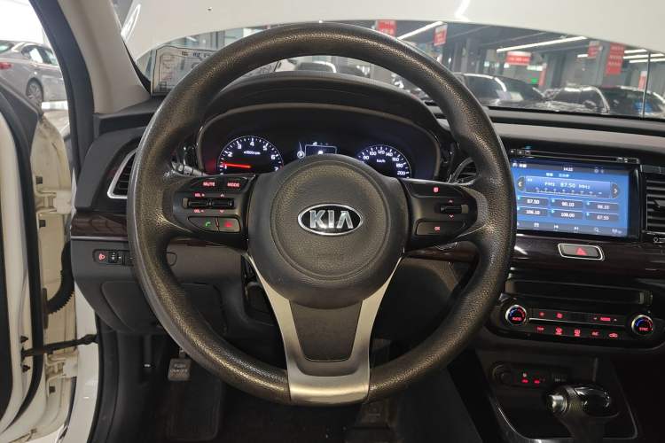 Used Kia K4 2014 1.8L Automatic GLS