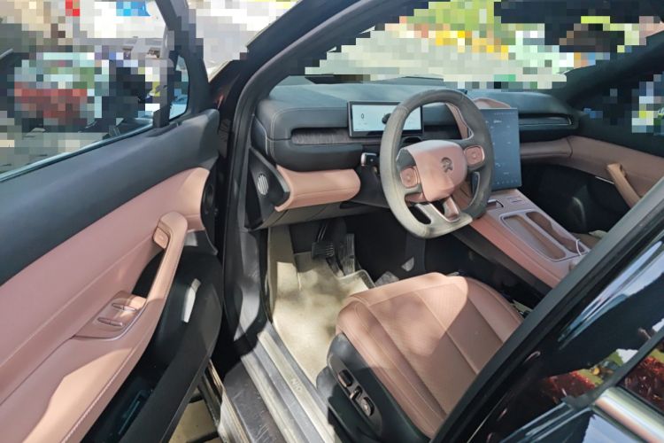 Used Nio EC6 2023 75 kWh Driver Seat