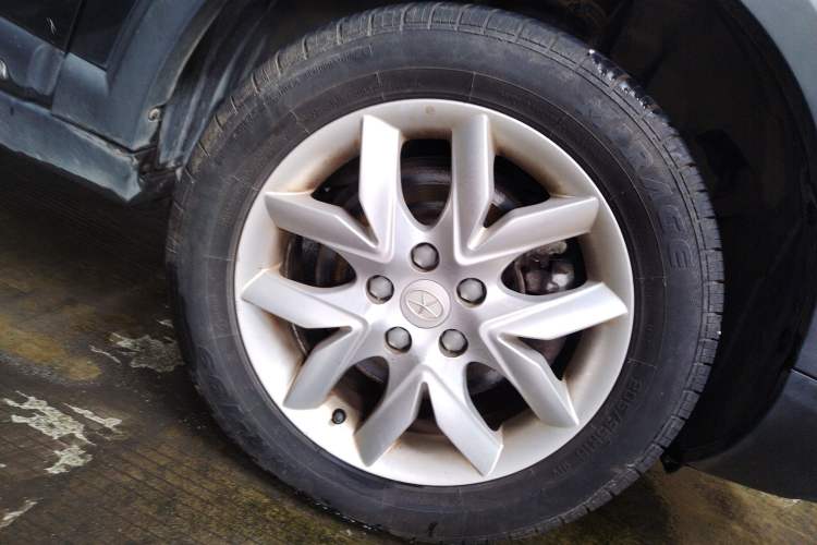 Used JAC Refine S3 2014 1.5L Manual Luxury Model
