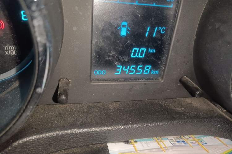 Used CHANGAN CS35 2014 1.6L Manual Luxury Model China IV Standard