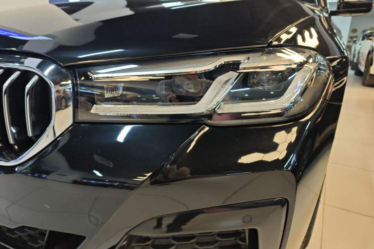 Used BMW 5 Series 2021 Facelifted 530Li Leading Edition M Sport Package