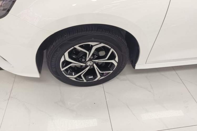 Used MG 5 2022 180 DVVT CVT Youth Style Edition