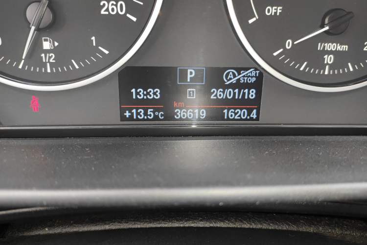 Used BMW 1 Series 2016 118i Leading Model Odometer Close Up