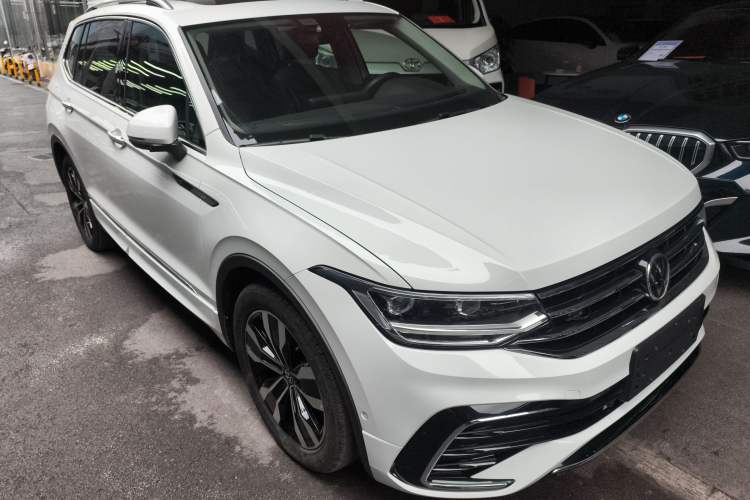 Used Volkswagen Tiguan L 2022 330TSI Automatic Two-Wheel Drive R-Line Enhanced Edition Exterior 1