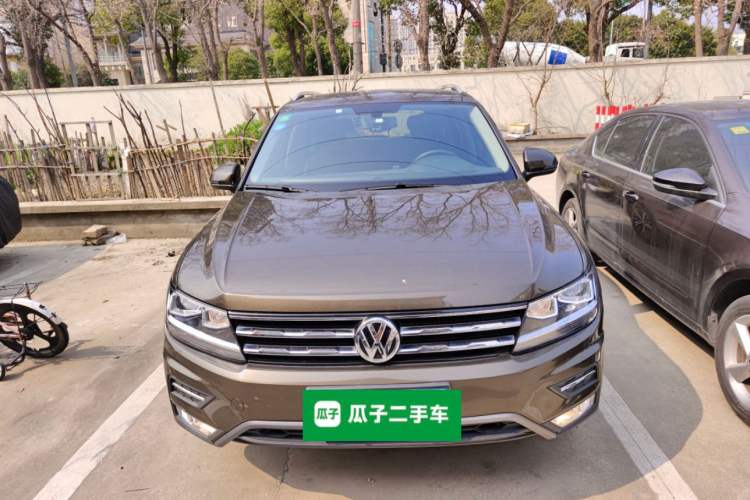 Used Volkswagen Tiguan L 2019 330TSI Automatic Two-Wheel Drive Panoramic Comfort Edition China V Standard
