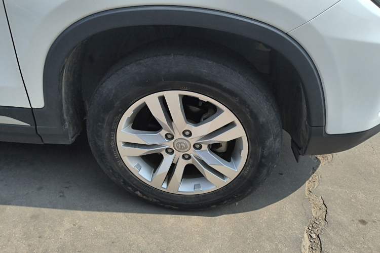 Used CHANGAN CS75 2017 Shangkui Edition 1.5T Automatic Fengxiang Model
