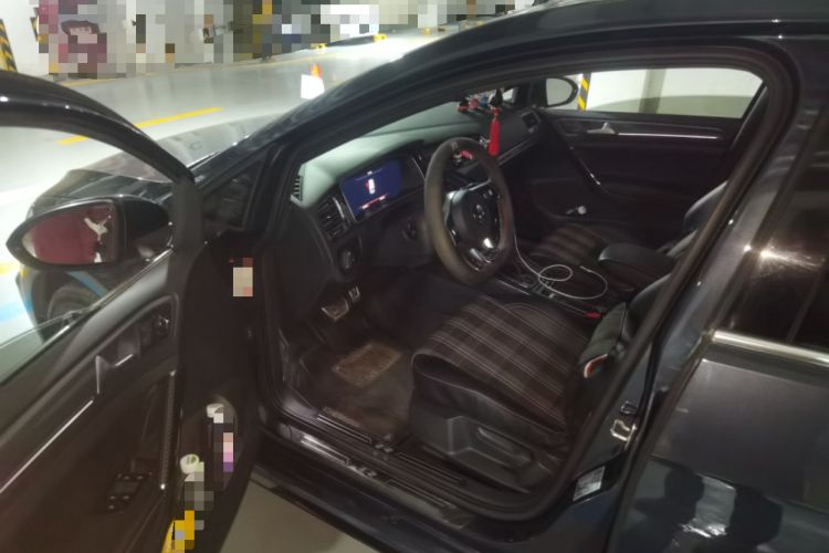 Used Volkswagen Golf 2020 Charming Edition 280TSI DSG R-Line Driver Seat