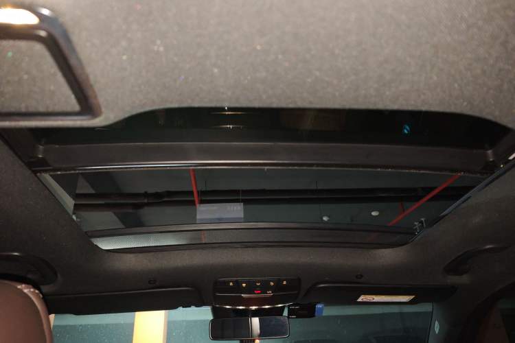 Used Mercedes-Benz GLC 2021 GLC 300 L 4MATIC Dynamic Model
