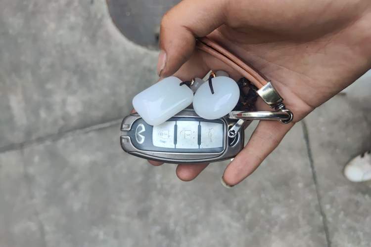 Used Infiniti Q50 2014 3.7L Luxury Sport Edition Vehicle Key