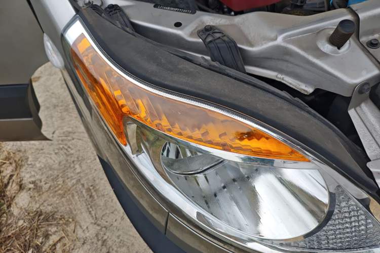 Used JAC Sunray 2022 2.0T Fuel-Efficient King PLUS Express Version Mid-axle 5-6 Seats HFC4DB3-2E4
