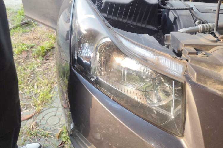 Used Chevrolet Cruze 2012 1.6L SL MT
