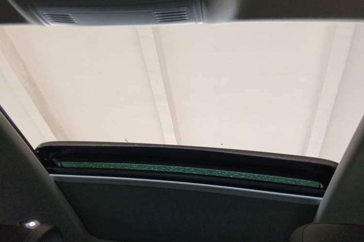 Used Volkswagen Magotan 2019 330TSI DSG Luxury Version China VI Standard Headliner