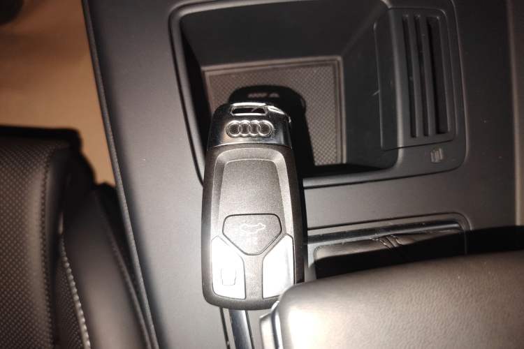 Used Audi A4L 2024 40 TFSI Fashion Dynamic Model