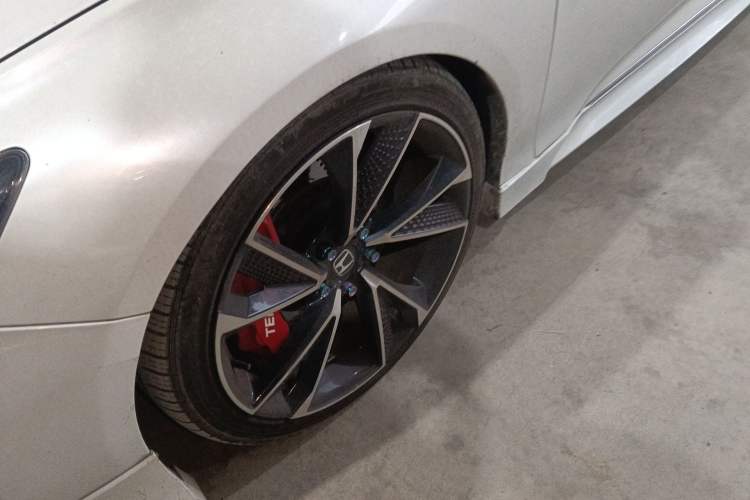 Used Honda Accord 2018 260TURBO Luxury Edition China V Emission Standard Left Front Wheel Hub