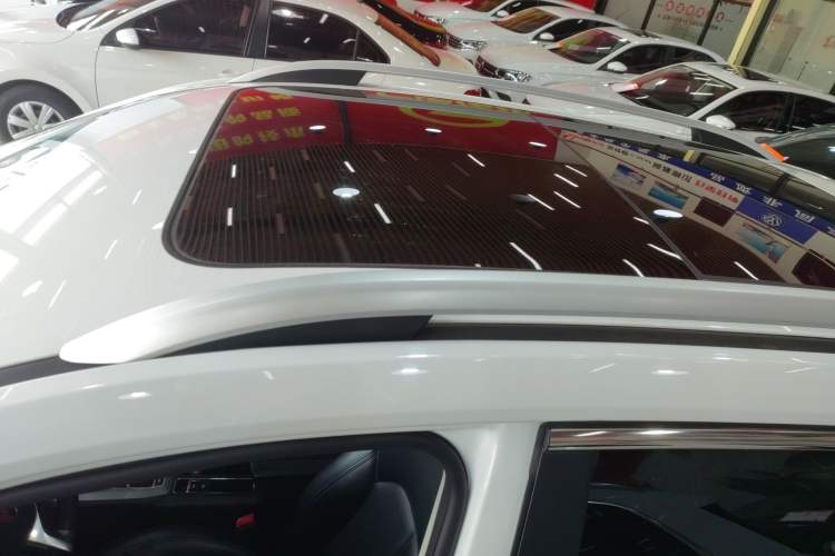 Used Roewe RX5 2020 20T Automatic 4G Connected Million Edition
