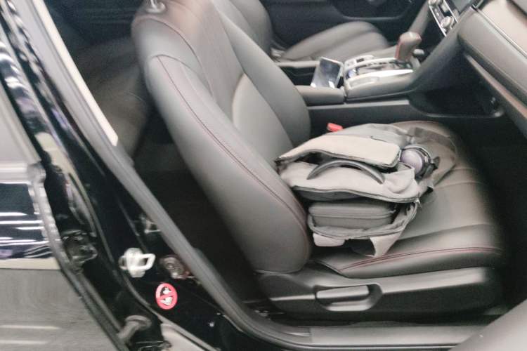 Used Honda Civic 2016 220TURBO CVT Luxury Edition
