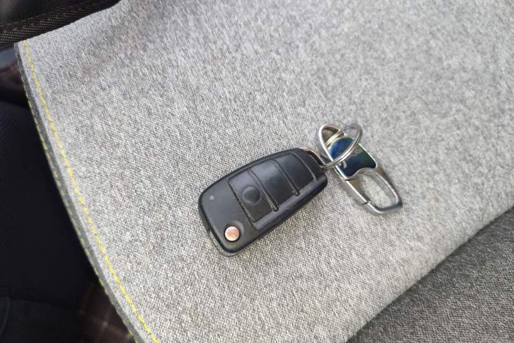 Used Chery QQ Ice Cream 2022 170km Sundae Phosphate Lithium-Ion
