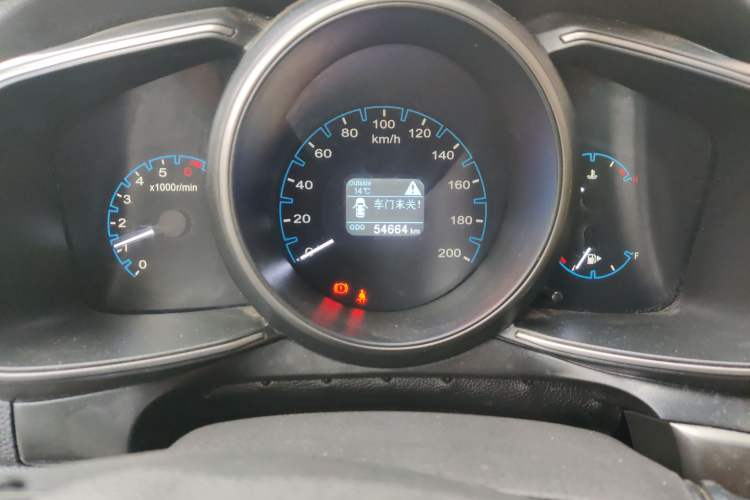 Used CHANGAN OSHAN CX70 2017 CX70T 1.5T Manual High-Performance Edition Odometer Close Up