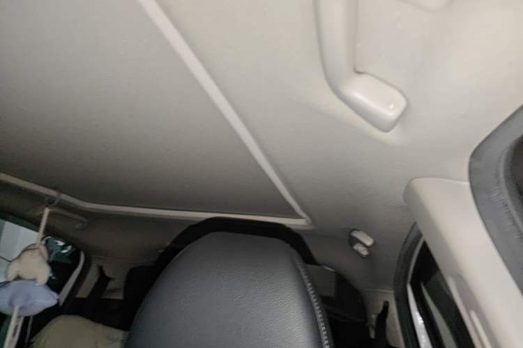 Used Honda Vezel 2020 220 TURBO CVT Luxury Edition Headliner