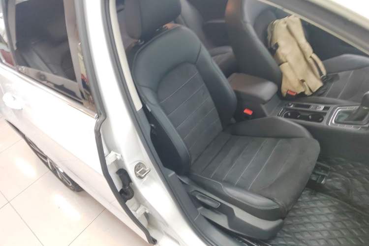 Used Volkswagen Golf 2020 Zhiai Edition 280TSI DSG Luxury Model
