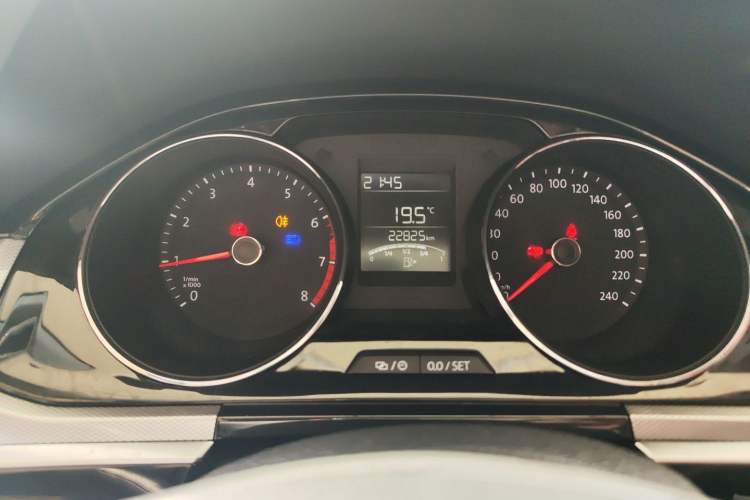 Used Volkswagen Bora 2016 1.6L Manual Comfort Model
