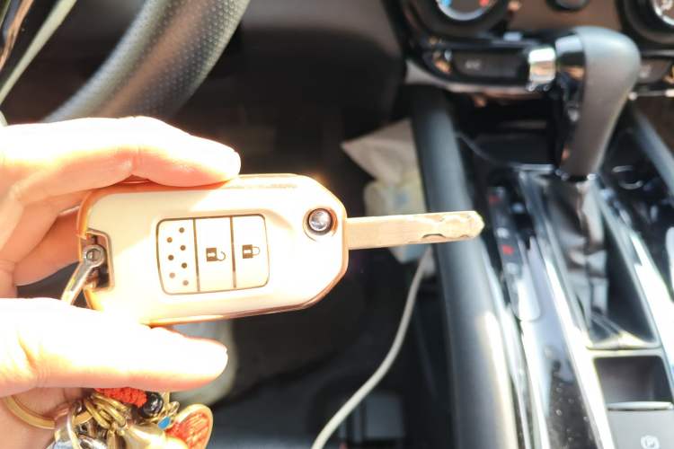 Used Honda Vezel 2019 1.5L CVT Pioneer Edition China VI
