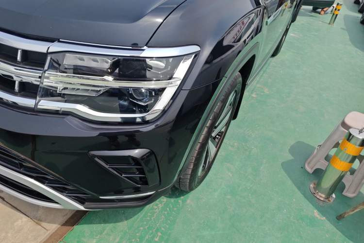 Used Volkswagen Teramont 2024 380TSI Four-Wheel Drive Prestige Luxury Edition Left Front Headlight