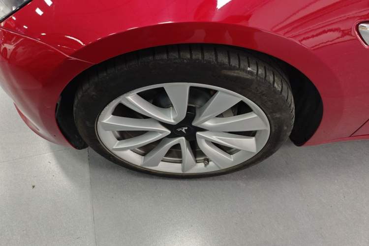 Used Tesla Model 3 2019 Long-Range Rear-Wheel-Drive Version
