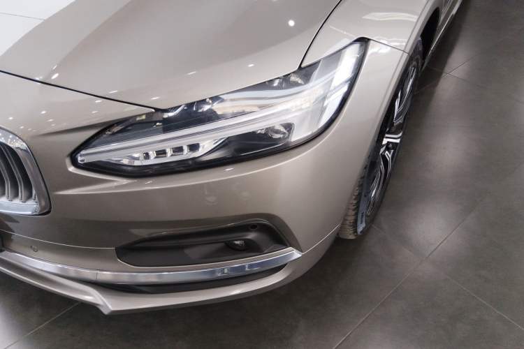 Used Volvo S90 2021 B5 Zhiyi Luxury Edition

