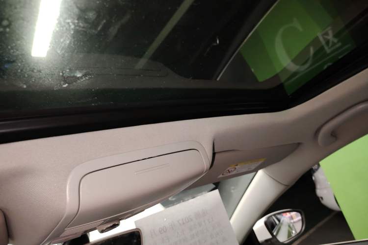 Used Volkswagen Sagitar 2017 180TSI Automatic Luxury Edition