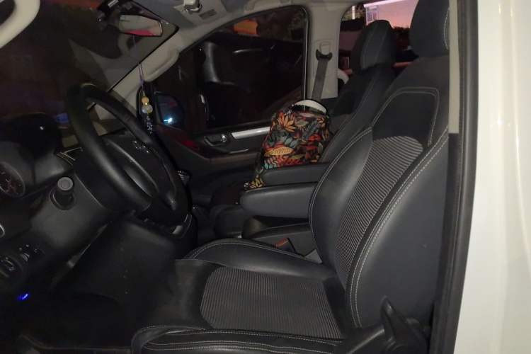 Used SAIC MAXUS G10 2018 PLUS 2.0T Manual Elite Edition
