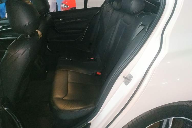 Used BMW 1 Series 2015 120i Sport Design Package Left Rear Seat