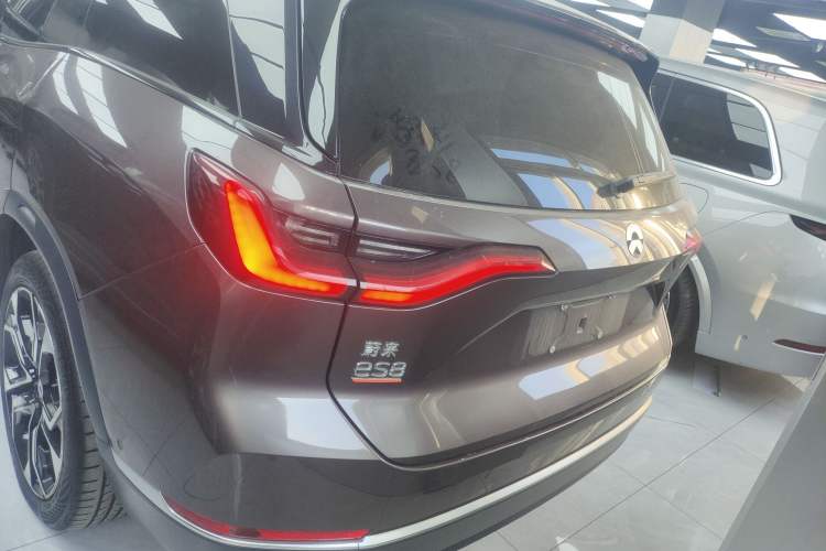 Used Nio ES8 2020 415 km Signature Edition 6-Seater Version
