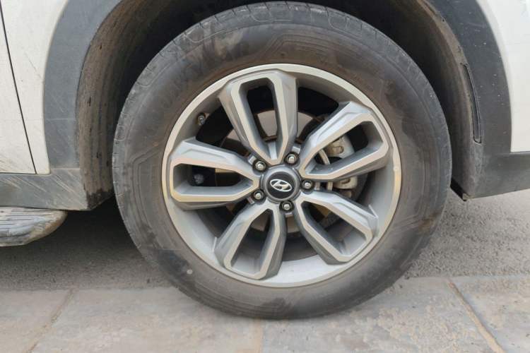 Used Hyundai ix35 2019 2.0L Automatic 2WD Zhiyong·Changxiang Edition China VI Standard
